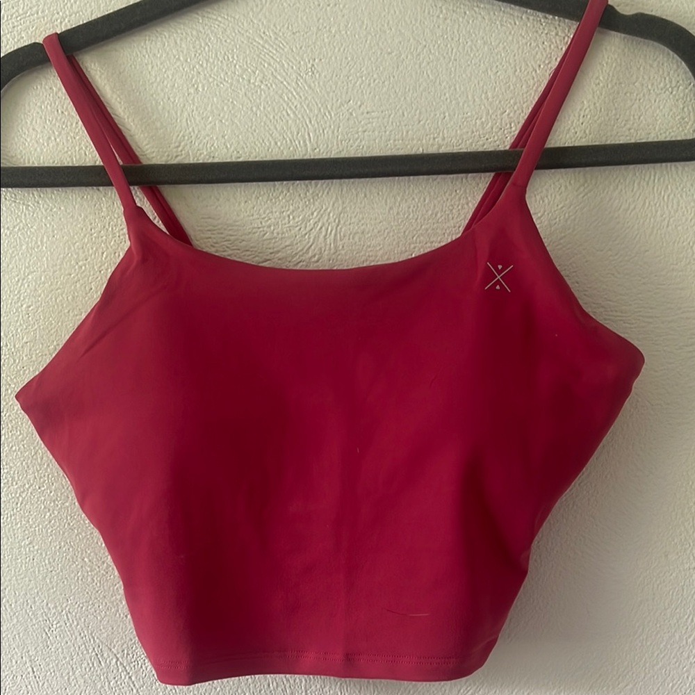 Free spirit outlet 
Built-in crop 2.0 
Size L